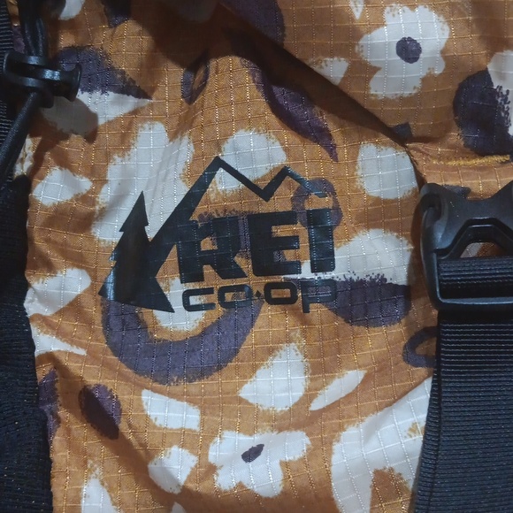REI Co Op Flash 22 Backpack Orange RARE Forest Trails Floral Lightweight Daypack - Picture 2 of 6